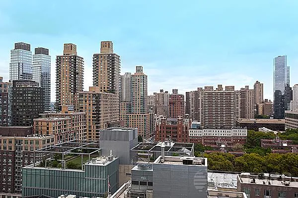 Sold by Oxford Property Group | media 6