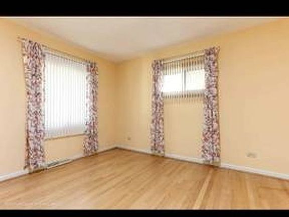 4th image of 7804 Fullerton Ave #1