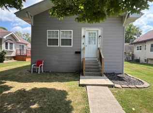208 Henry St, Gillespie, IL 62033