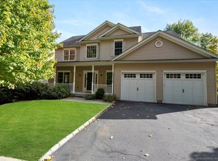 1 Blackstone Ct #1, Danbury, CT 06811