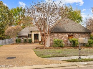 217 Turtle Ln, Brandon, MS 39047