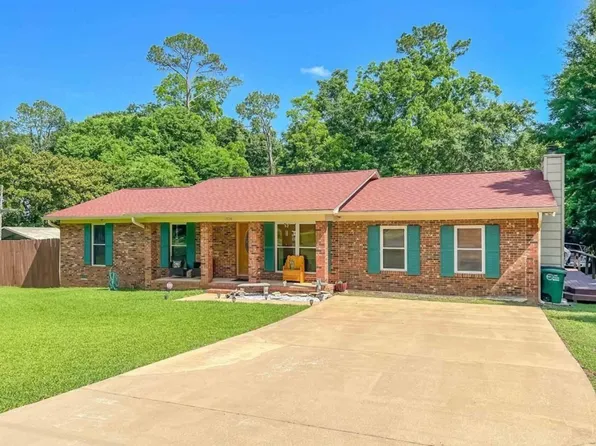 1924 Harriet Dr, Tallahassee, FL 32303