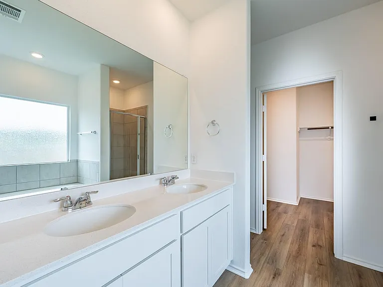 10217 Prague Ct — Photo 15