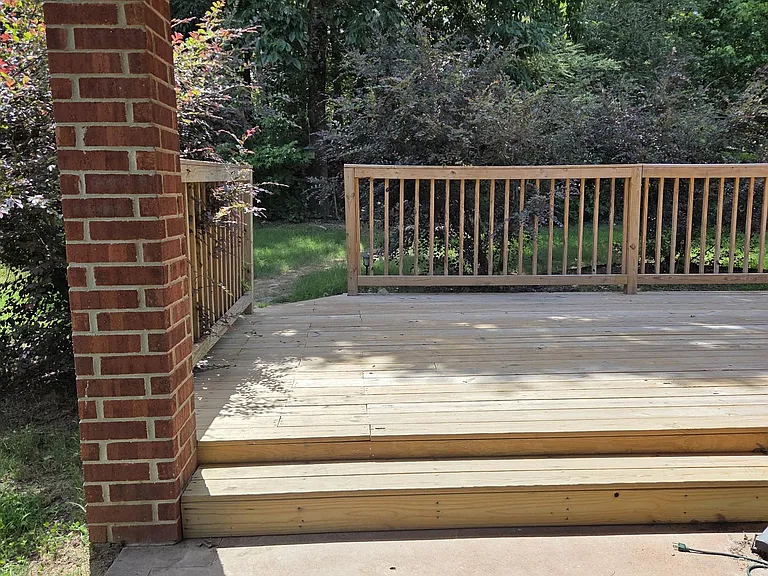 1416 Lansing St — Photo 34