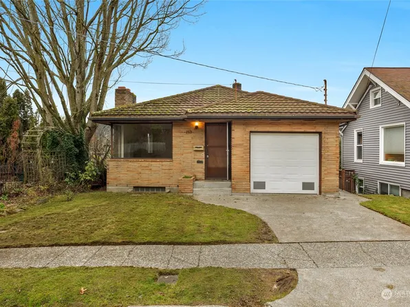 7515 Brooklyn Avenue NE, Seattle, WA 98115
