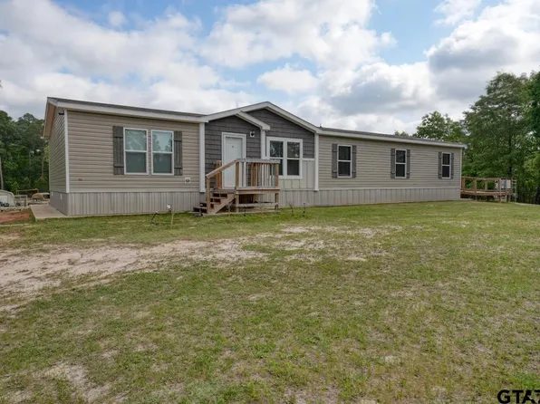 17675 Pine Dr, Lindale, TX 75771