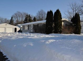 205 W Pine St, Roberts, WI 54023