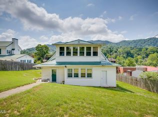 316 W Jackson St, Gate City, VA 24251