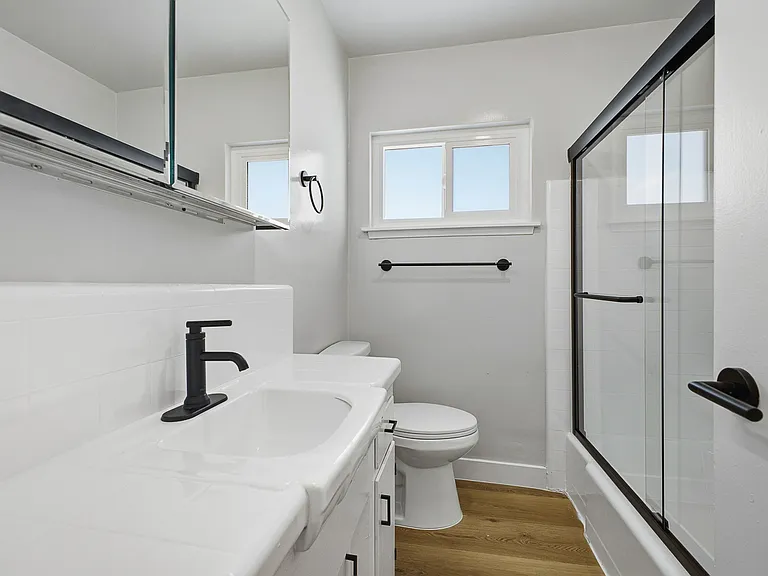 243 Crandall St — Photo 22