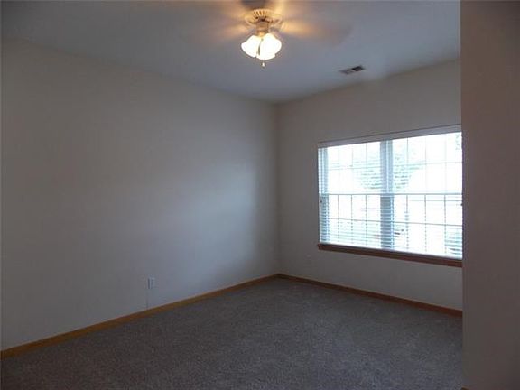 4th image of 8332 Lafayette Ave