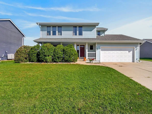 403 Deer Ridge Dr NW, Bondurant, IA 50035