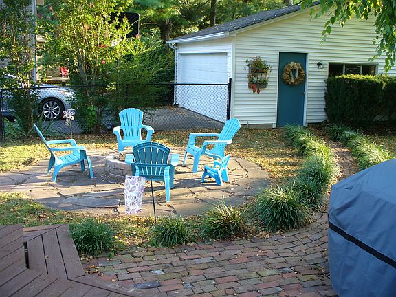 4th image of 821 Catalina Dr