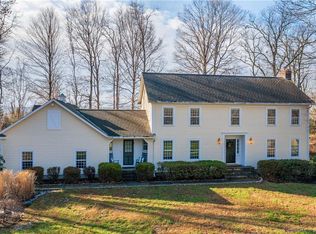 16 N Branch Rd, Newtown, CT 06470