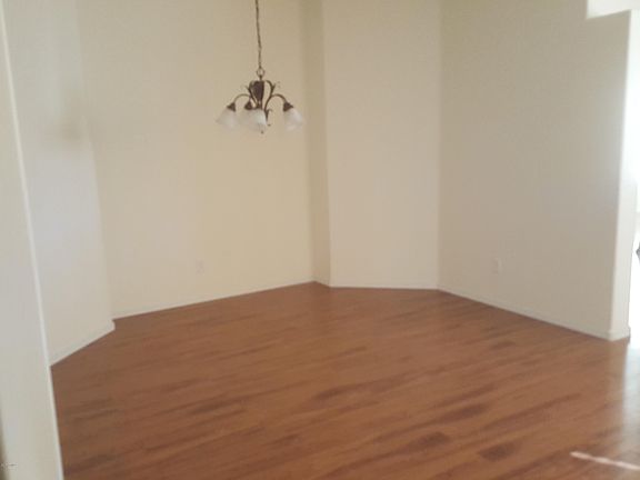 4th image of 45023 W Balboa Dr