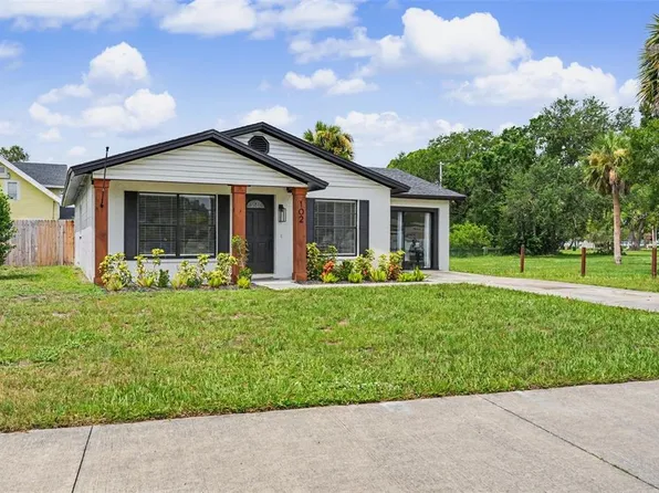 102 Shore Dr E, Oldsmar, FL 34677