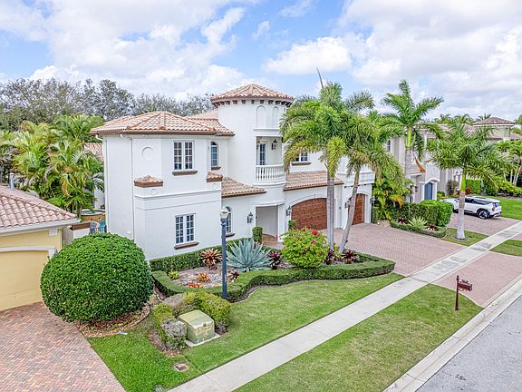 2nd image of 17550 Circle Pond Court