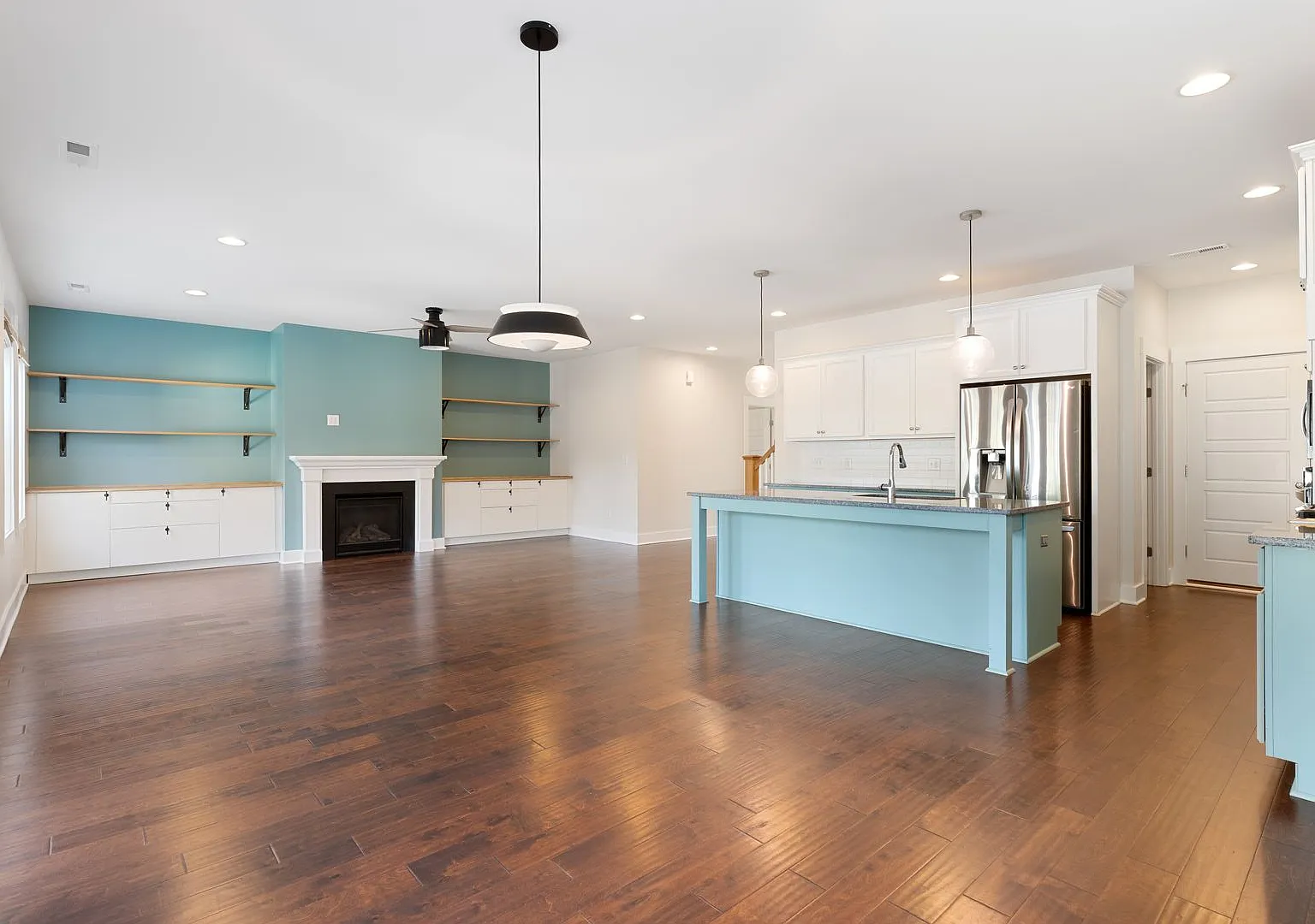 Welcome Home to Briar Chapel A Charming Retreat in One of Chapel Hill's Favorite Communities! — Photo 2