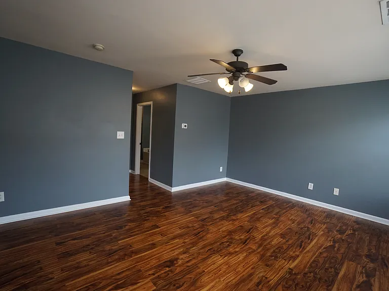 741 Village Field Ct — Photo 15