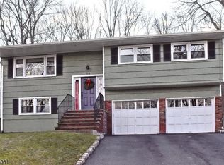 54 Deer Path Dr, Flanders, NJ 07836