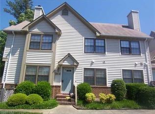704 Rapidan River Ct APT B, Chesapeake, VA 23320
