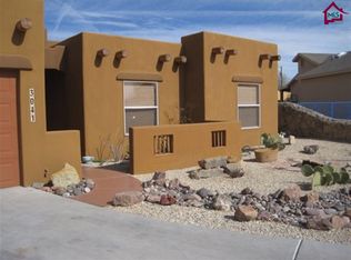 3041 Jennifer St, Las Cruces, NM 88005