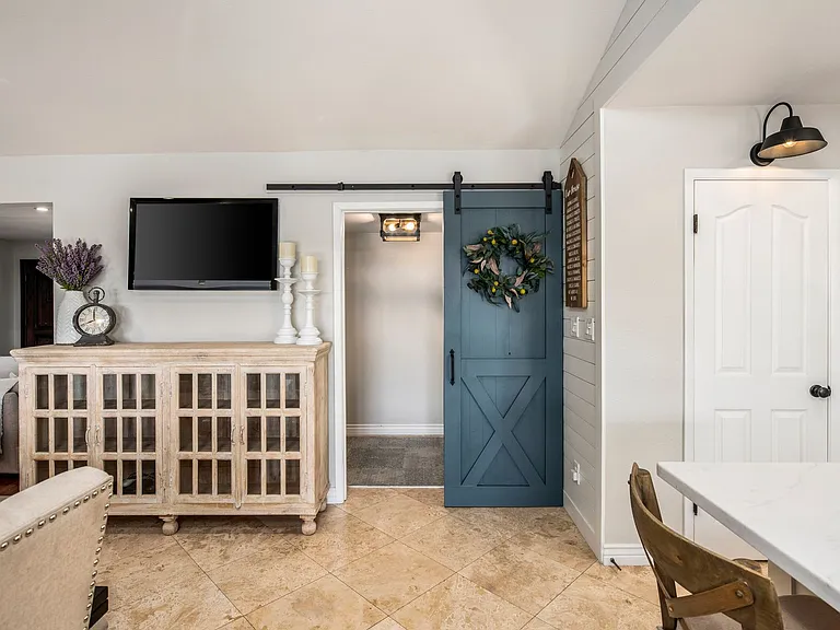 4909 E Sweetwater Ave — Photo 25