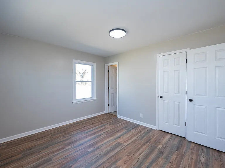 111 Lynn St — Photo 3
