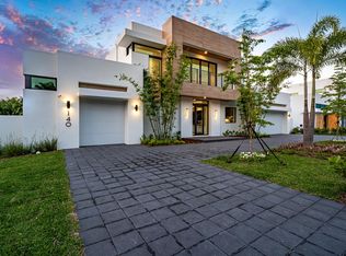 140 Pineapple Rd, Delray Beach, FL 33444