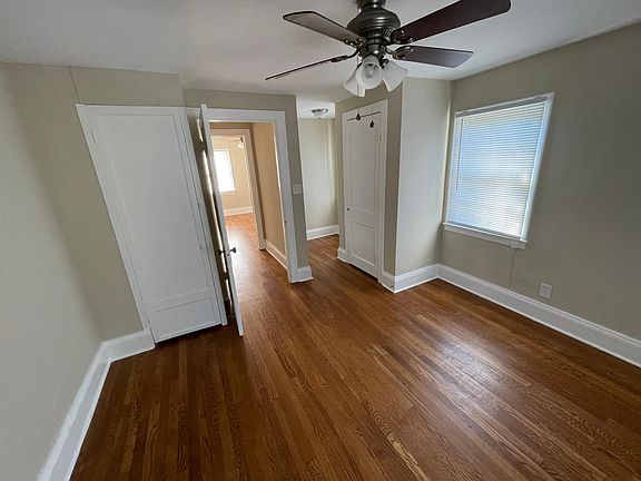 Upstairs bedroom with nook and two closets