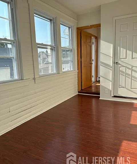 321 Pershing Ave #2 — Photo 15