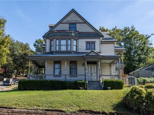 503 S 11th St, Saint Joseph, MO 64501
