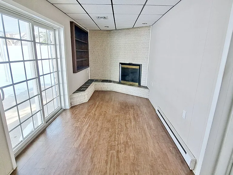 1170 Westminster Ave — Photo 25