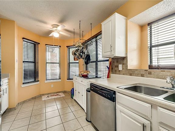 4th image of 4306 Forest Point Dr