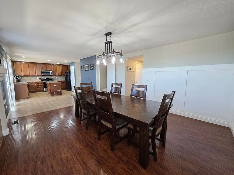 8807 Silver Glen Dr — Photo 7