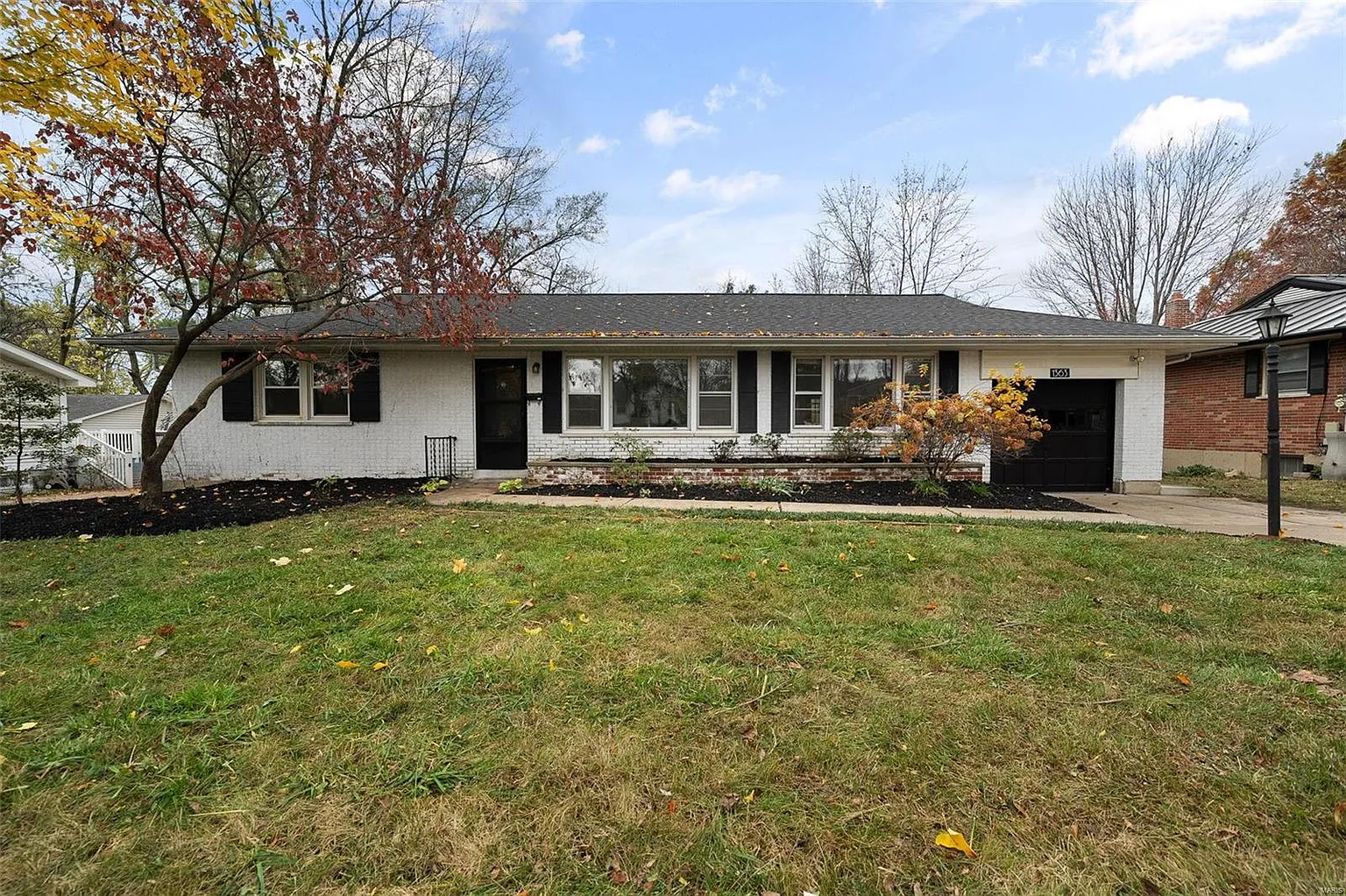 1363 Grant Rd photo 1