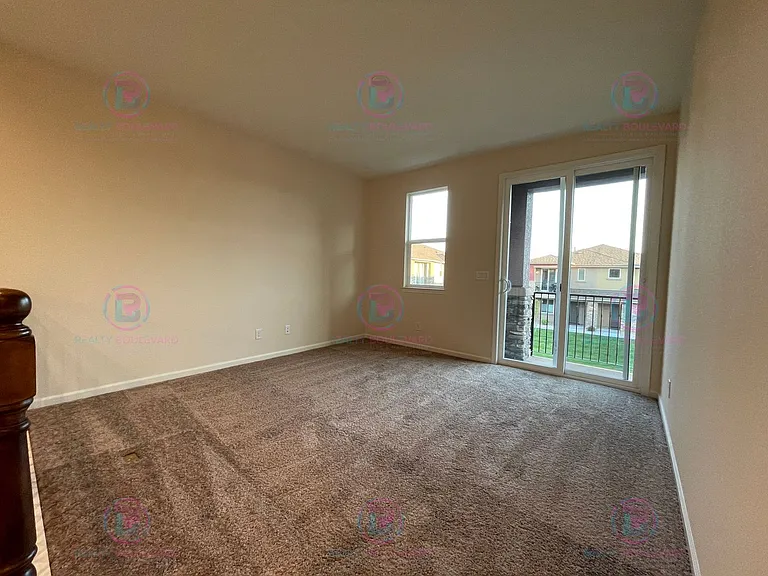1013 Middle Gate Rd — Photo 13