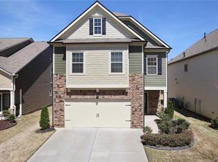 7487 Waverly Loop, Fairburn, GA 30213