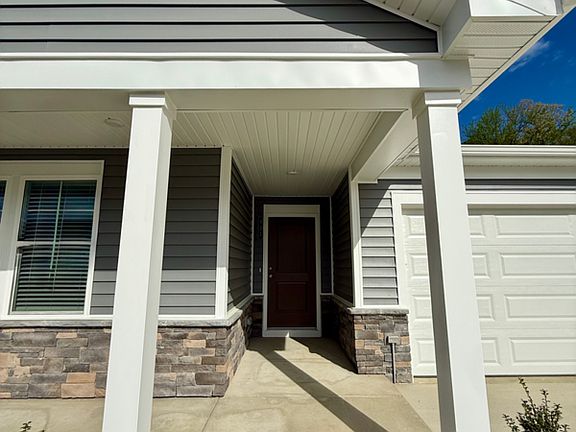 3rd image of 421 Rivanna Hill Rd