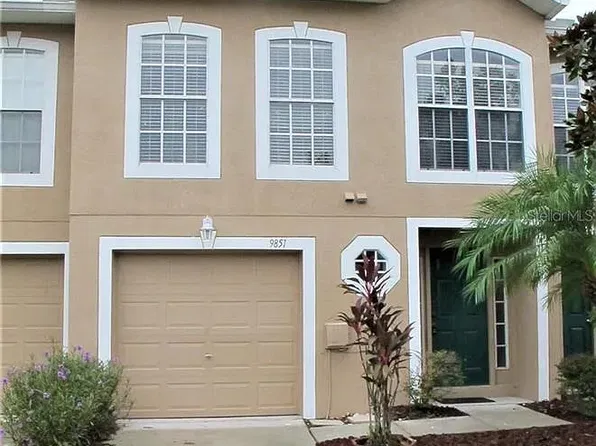 9851 Ashburn Lake Dr, Tampa, FL 33610