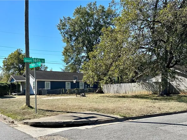 2701 Short 16th St, Tuscaloosa, AL 35401