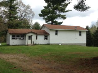 23412 Cutler Rd, Newaygo, MI 49337