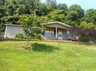 39 Rr 1, Glenwood, WV 25520