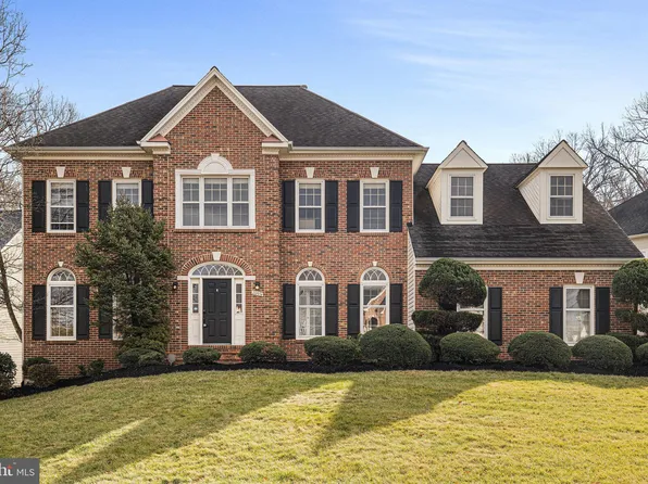 20974 Flatboat Ct, Sterling, VA 20165