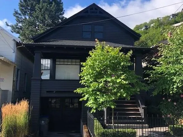 638 SW Grant St, Portland, OR 97201