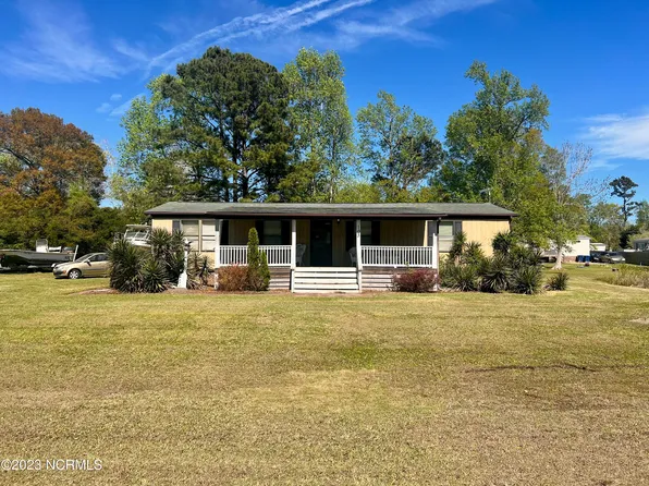 103 Ashley Lane, Hampstead, NC 28443