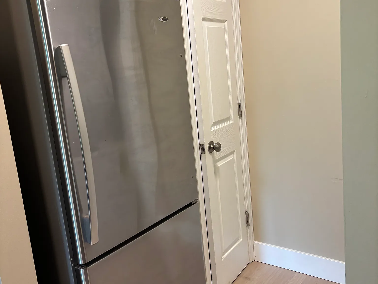 2 bed, 968 sqft, $1,300 — Photo 3