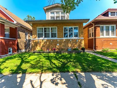 4906 W Deming Pl, Chicago, IL, 60639