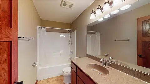 4093 Cedarwood Rd NE — Photo 5
