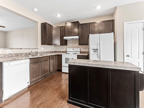 2nd image of 138 Inlet St