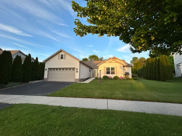 1864 Autumnwood Dr, State College, PA 16801